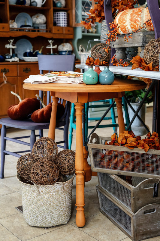 Barcelona Orange Table